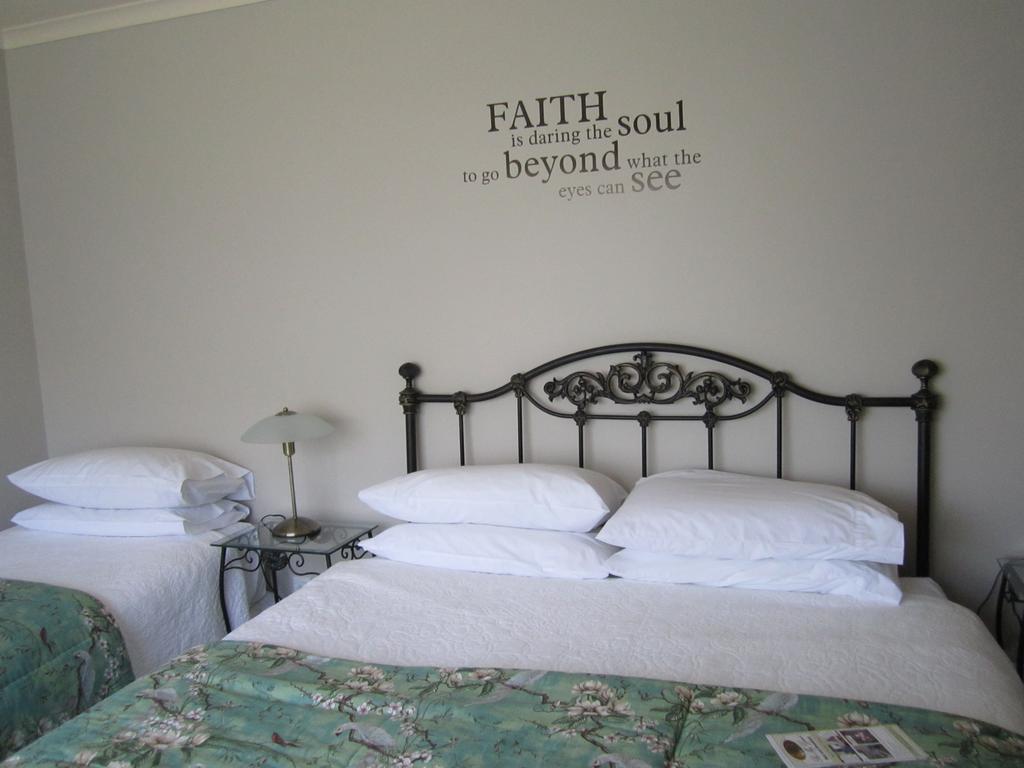 Be My Guest Bed & Breakfast New Plymouth Kamer foto